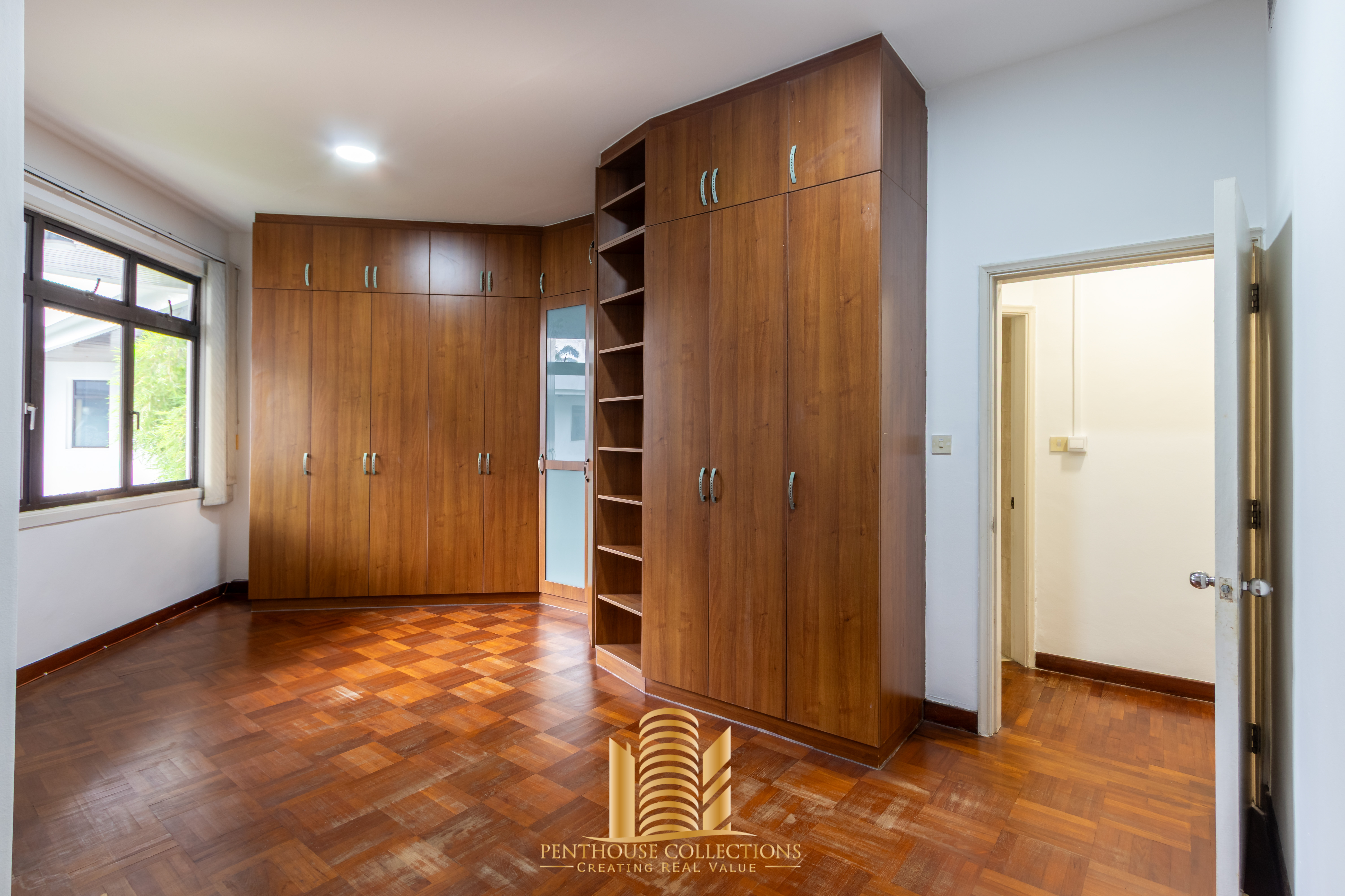 <span  class="uc_style_uc_tiles_grid_image_elementor_uc_items_attribute_title" style="color:#ffffff;">14</span>