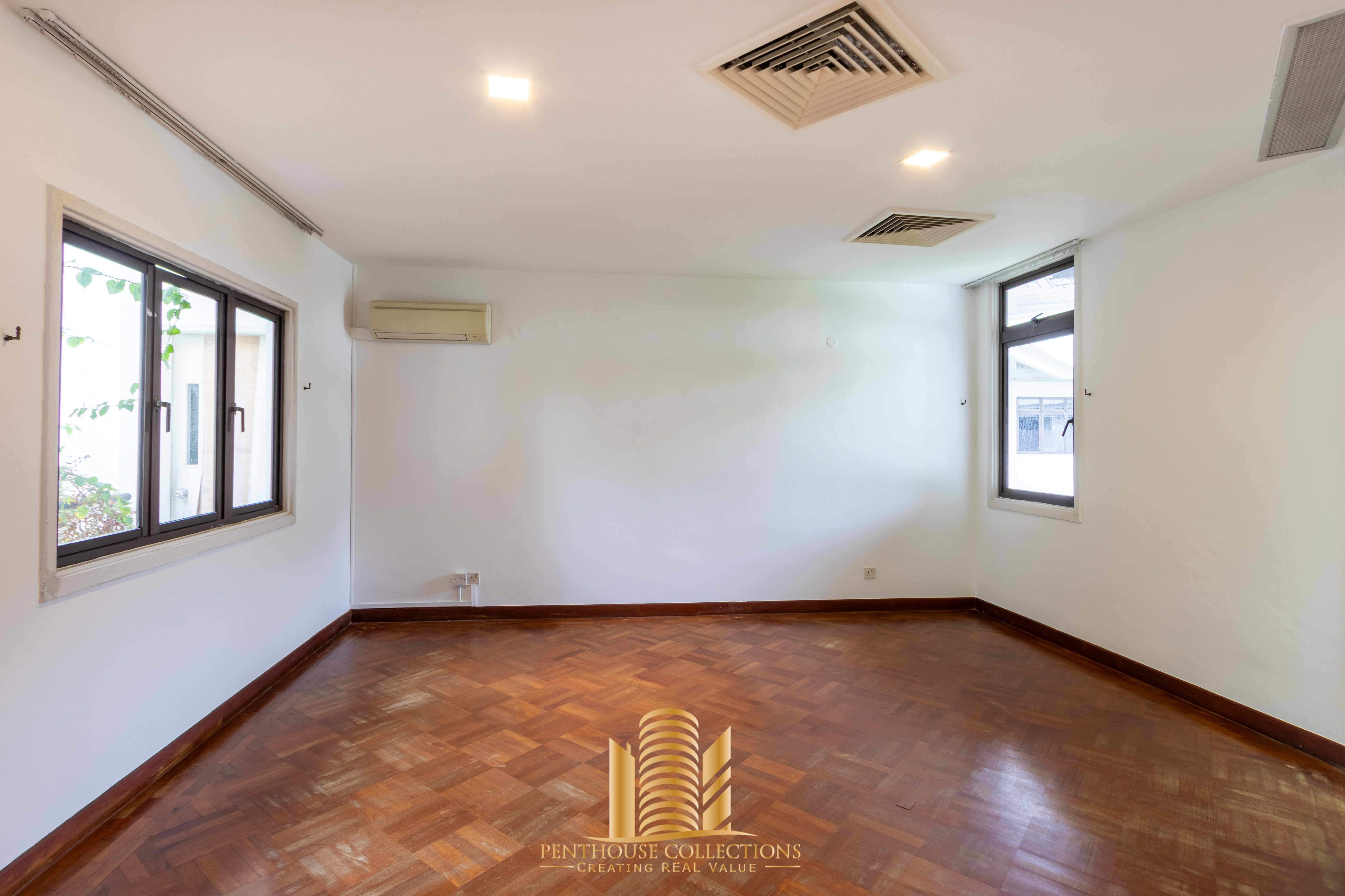 <span  class="uc_style_uc_tiles_grid_image_elementor_uc_items_attribute_title" style="color:#ffffff;">12</span>