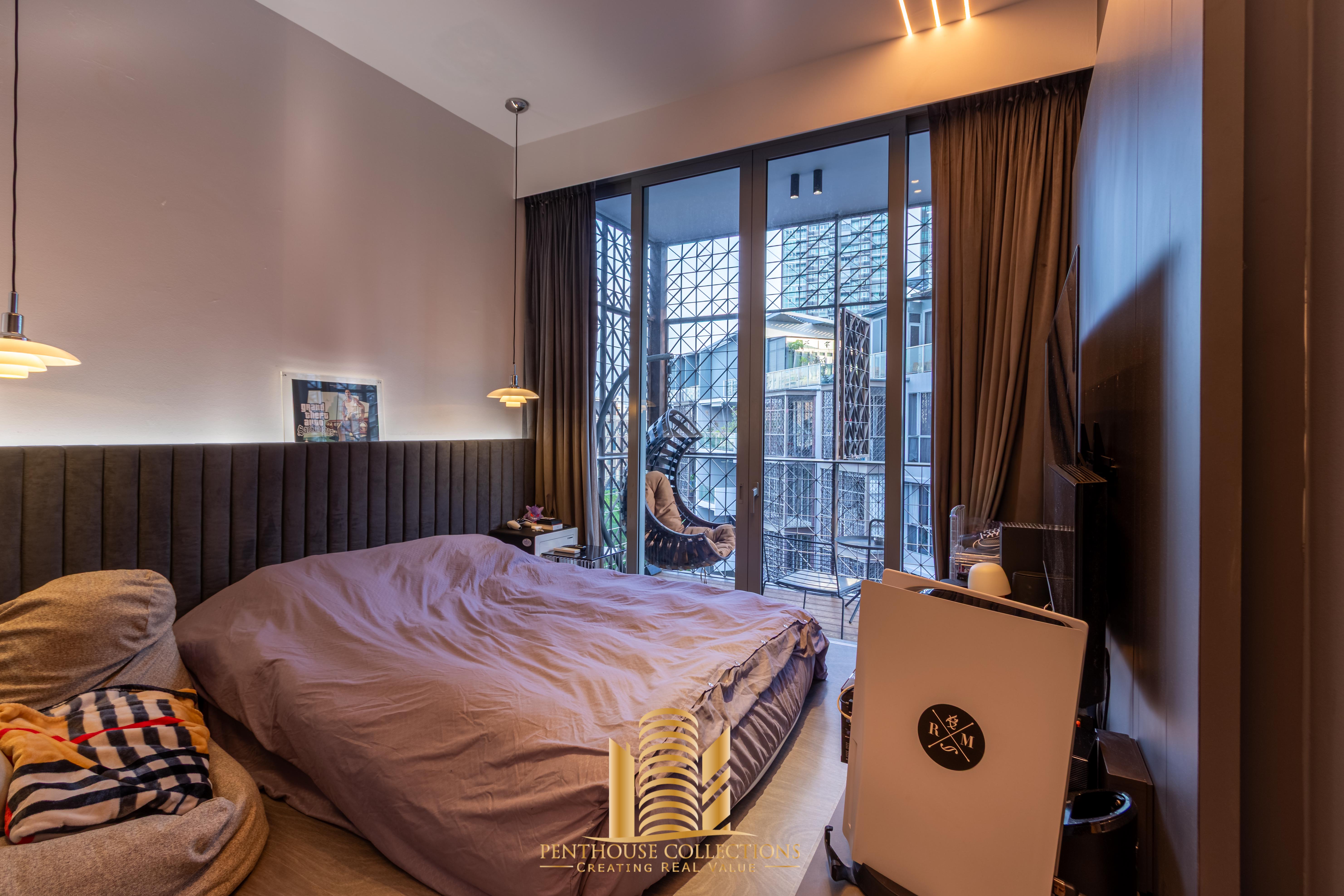 <span  class="uc_style_uc_tiles_grid_image_elementor_uc_items_attribute_title" style="color:#ffffff;">6</span>